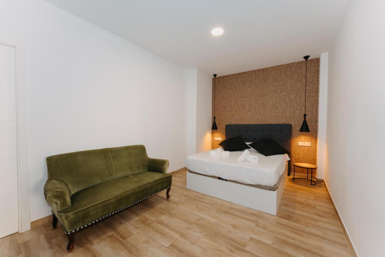 Coverlin Apartamentos San Francisco Малага Номер фото